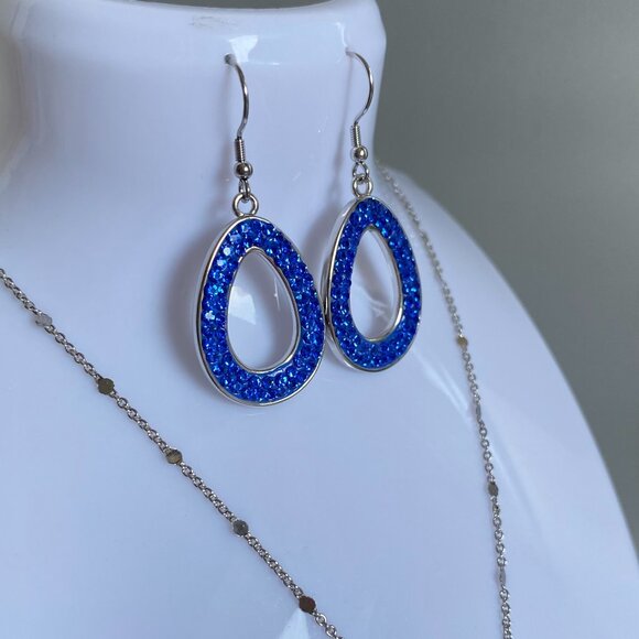 FAC NWT Royal Blue Crystal Necklace & Earrings Set - Picture 2 of 8